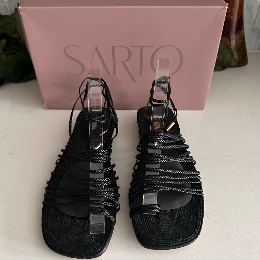 Sarto A-Iona Womens Black Braided Strappy Sandals Sz 7M With Box